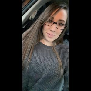 Meet your Posher, Lynn